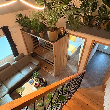 Apartment Jungle Wellness *
