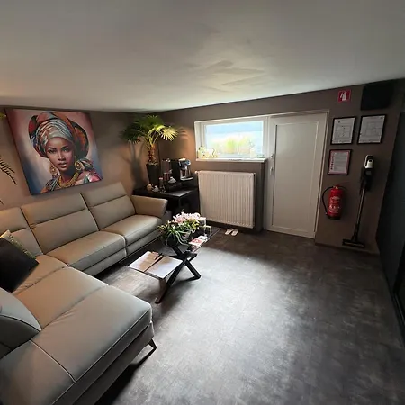 Apartment Jungle Wellness Trzin